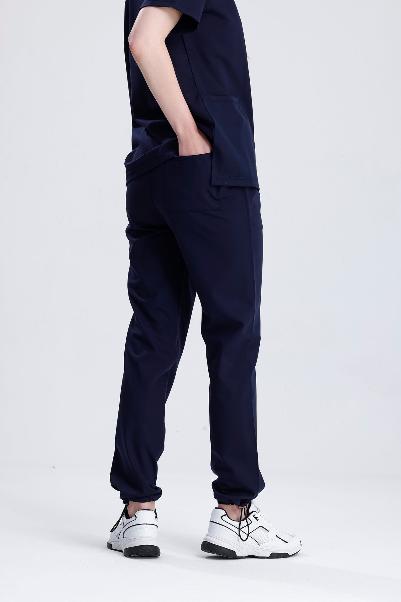 LIVO de Moderno Lacivert Scrub Tek Alt
